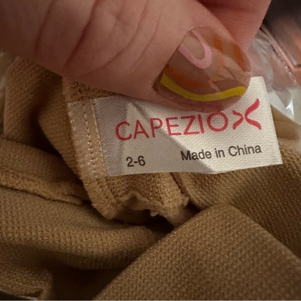 3 Capezio Footed Tights Child 2-6 tan color - Picture 2 of 4